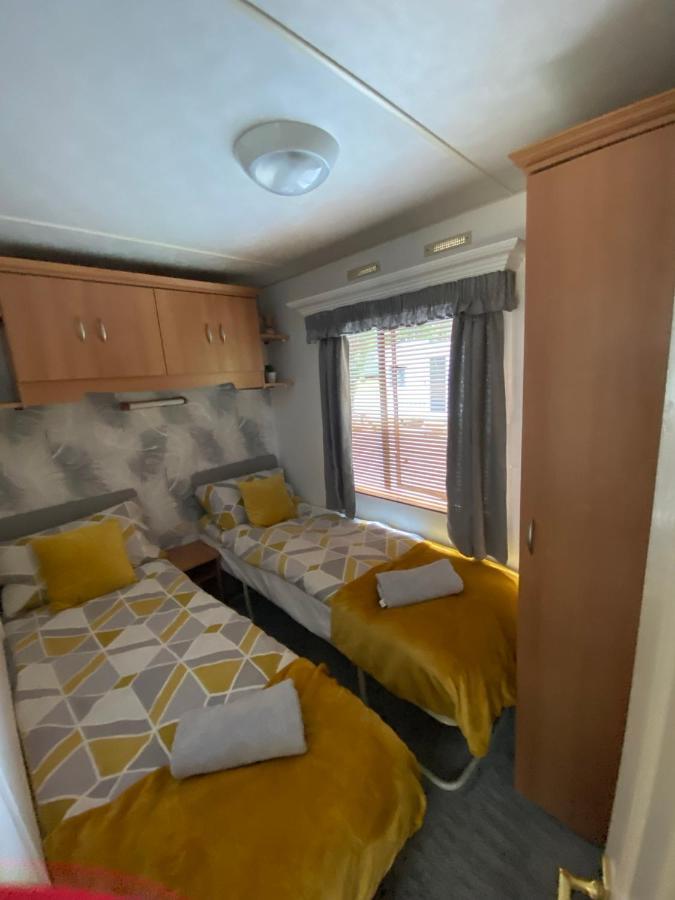 Unique Caravan With Outdoor Space Ballantrae Exteriér fotografie