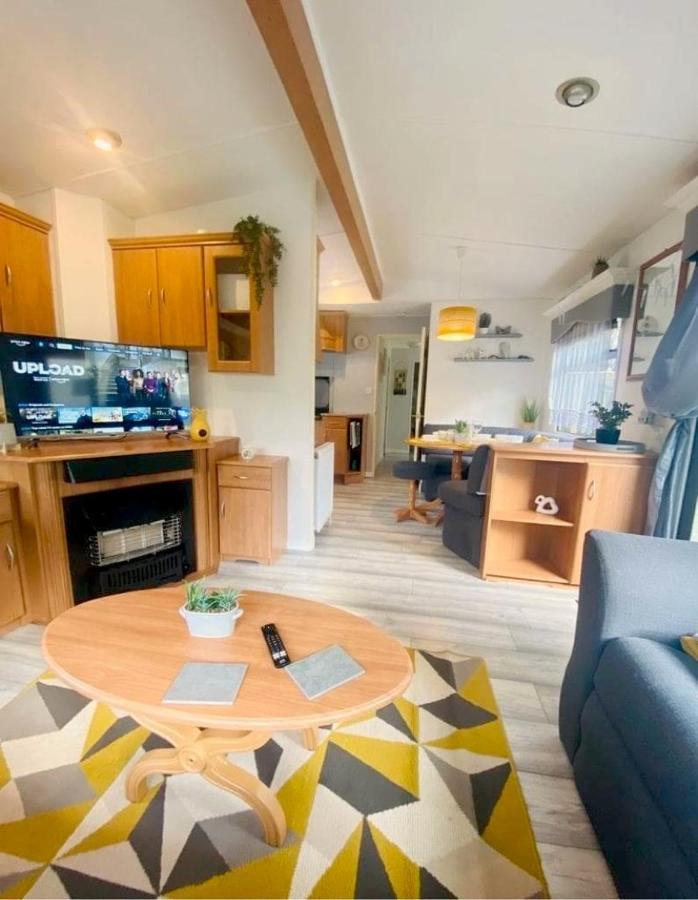 Unique Caravan With Outdoor Space Ballantrae Exteriér fotografie